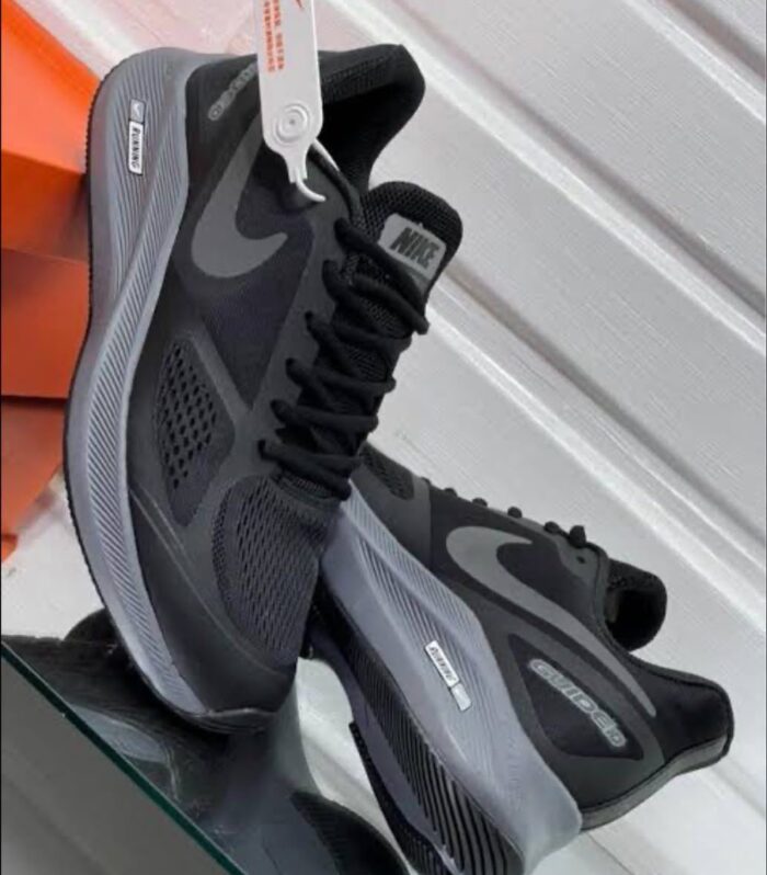 Elevate Every Stride: Command the Pavement with the Nike Structure 25