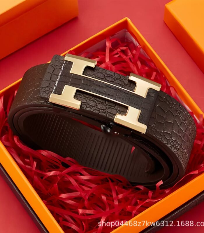 Luxury Crocodile-Pattern Leather Belt with Gold-Tone Signature Buckle