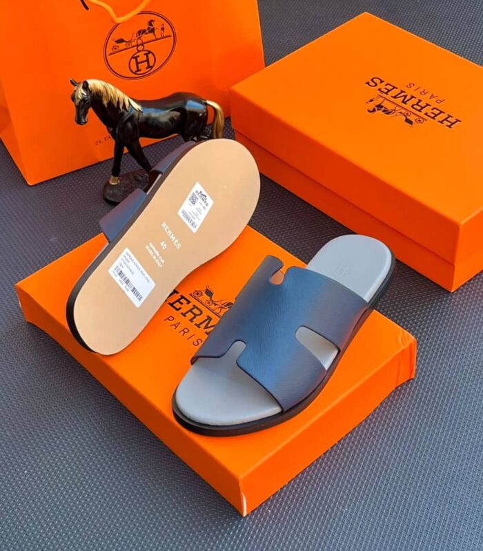 Hermès Izmir Leather Sandals – Navy Blue