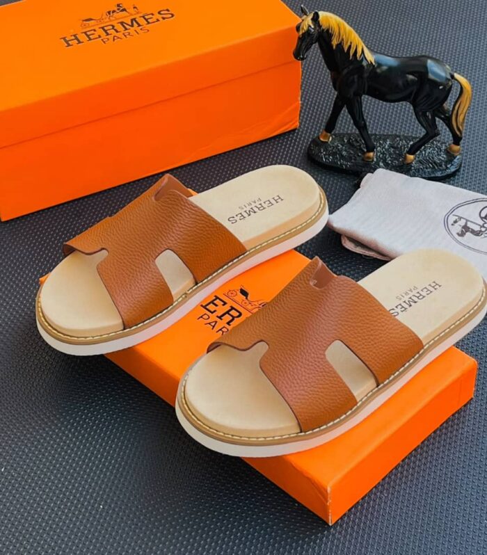 Hermès Paris Men's Tan Pebble Grain Leather H-Cut Slides