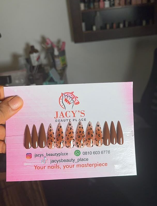 Handcrafted Stiletto Press-On Nails – Leopard Print & Nude Accent Set