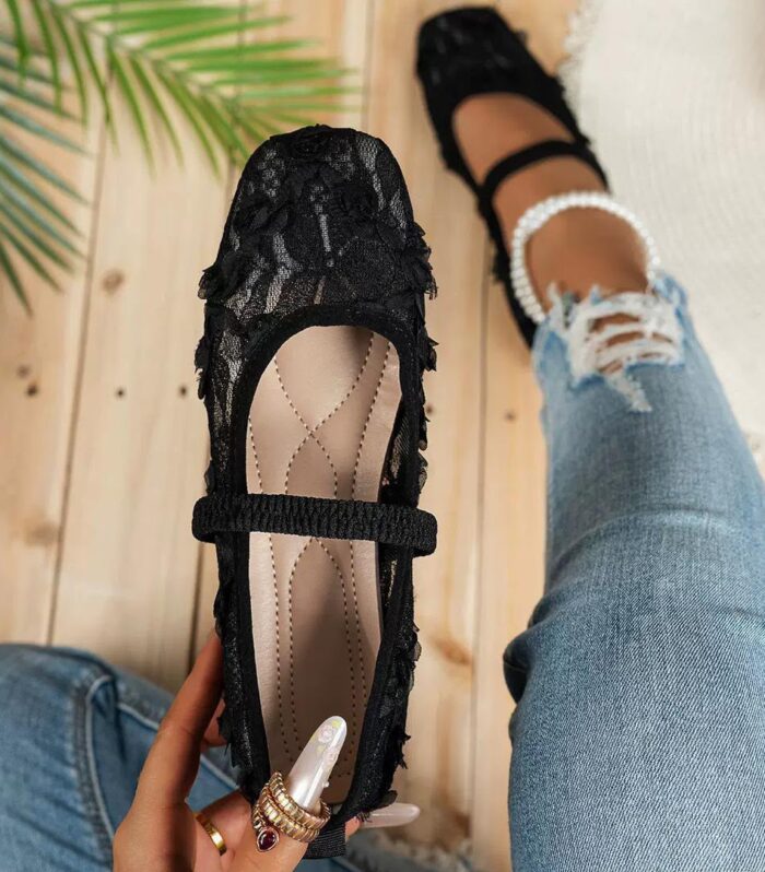Women’s Black Floral Lace Mary Jane Ballet Flats – Comfortable & Stylish Flat Shoes